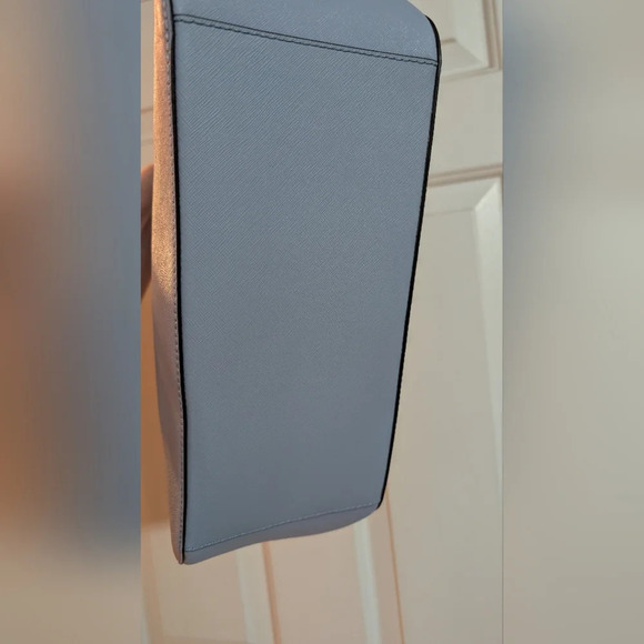 NWT Michael Kors Jet Set Large Saffiano Leather Tote Bag Pale Blue - Picture 6 of 7